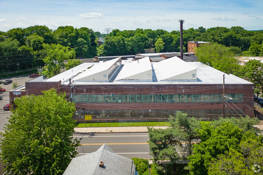 791 Paulison Ave, Clifton, NJ en alquiler - Foto del edificio - Imagen 3 de 5