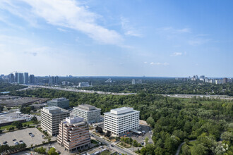 240 Duncan Mill Rd, Toronto, ON - VISTA AÉREA  vista de mapa