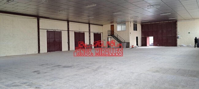 Más detalles de Nave en venta