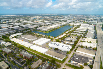 1352-1382 NW 78th Ave, Doral, FL - VISTA AÉREA  vista de mapa