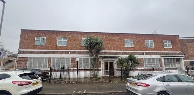 33 Sutherland Rd, London en alquiler - Foto del edificio - Imagen 2 de 4