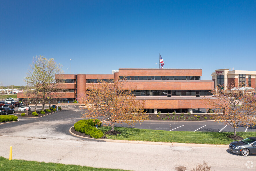 1 Mid Rivers Mall Dr, Saint Peters, MO en alquiler - Foto del edificio - Imagen 2 de 5