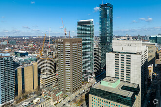 400 University Ave, Toronto, ON - VISTA AÉREA  vista de mapa