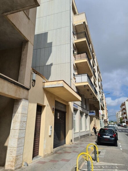 Nave en El Vendrell, Tarragona en venta - Foto del edificio - Imagen 3 de 7