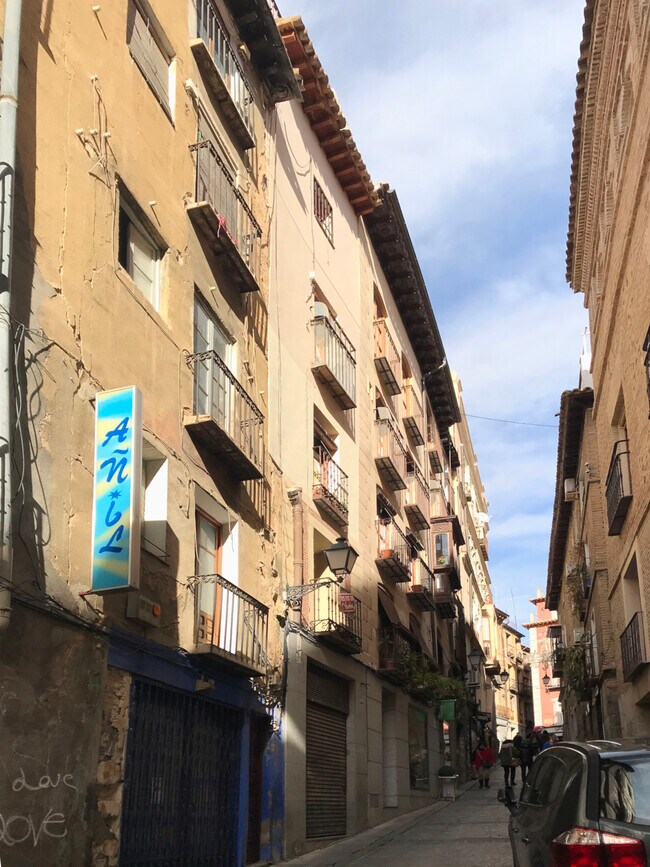 Más detalles de Edificio residencial​ en venta