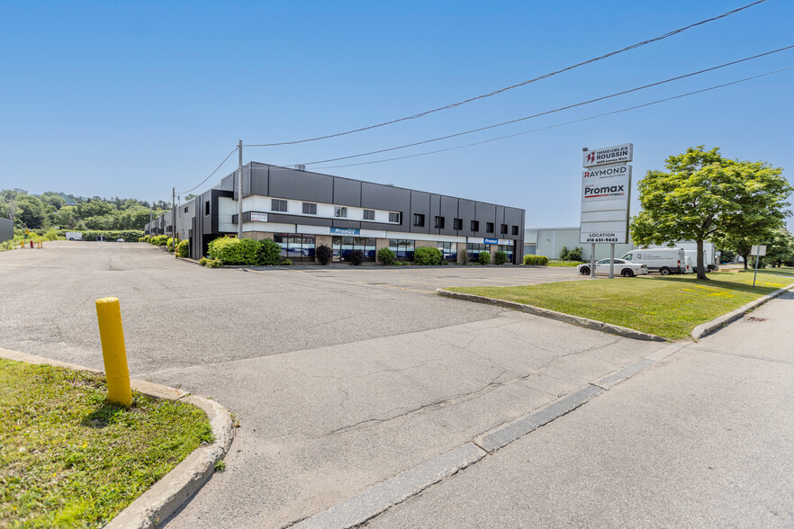 2435 Av Watt, Québec, QC en alquiler - Foto del edificio - Imagen 1 de 4