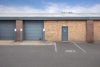 882 Plymouth Rd, Slough en alquiler Foto del edificio- Imagen 2 de 2