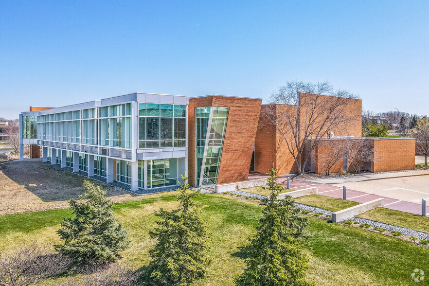 6400 Westown Pky, West Des Moines, IA en alquiler - Foto del edificio - Imagen 2 de 15