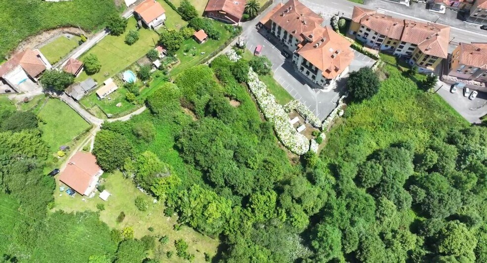 Calle del Soto de Luiña, 23, Cudillero, Asturias en venta - Vista aérea - Imagen 2 de 3