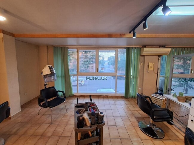 Más detalles de Local en alquiler