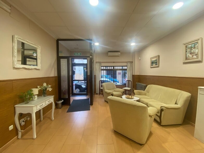 Local en Cáceres, Cáceres en venta - Foto del edificio - Imagen 1 de 16