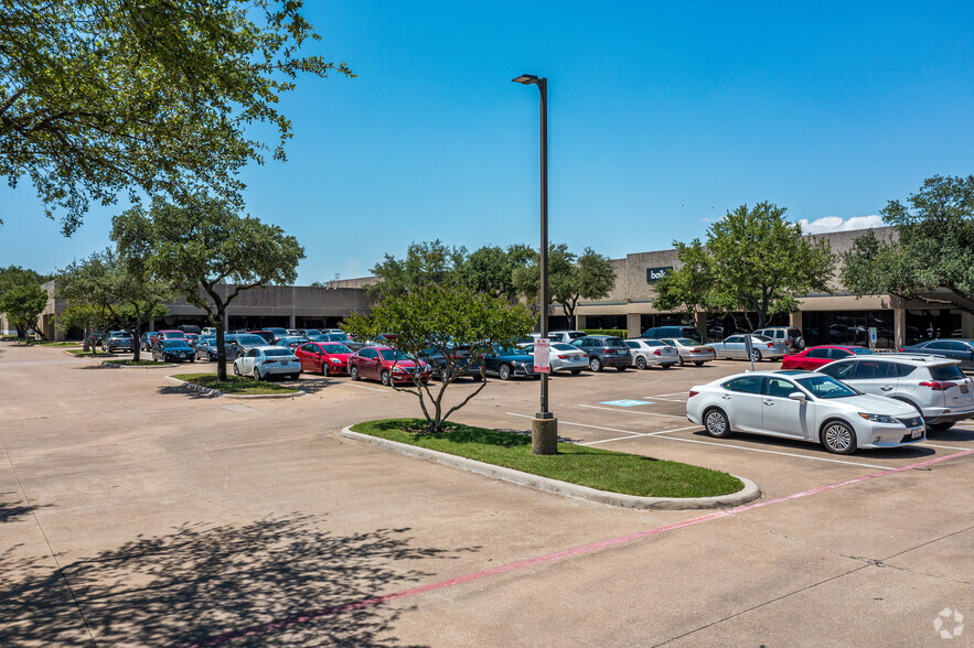 2025 Royal Ln, Dallas, TX en alquiler - Foto del edificio - Imagen 2 de 6