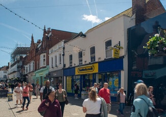 Más detalles de 9 West St, Horsham - Local en venta
