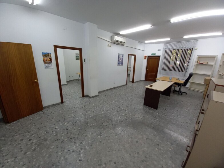 Local en Córdoba, Córdoba en alquiler - Foto del interior - Imagen 3 de 16