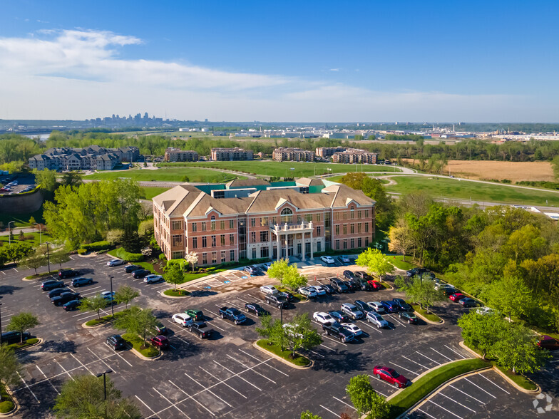 4100 N Mulberry Dr, Kansas City, MO en alquiler - Vista aérea - Imagen 3 de 4