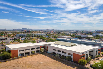 3230 E Broadway Rd, Phoenix, AZ - vista aérea  vista de mapa