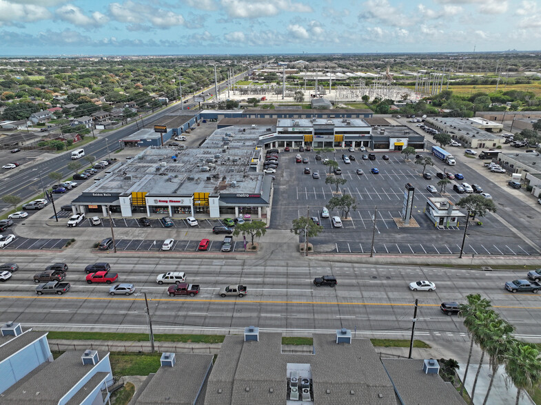 5702 S Staples, Corpus Christi, TX en alquiler - Foto del edificio - Imagen 2 de 3