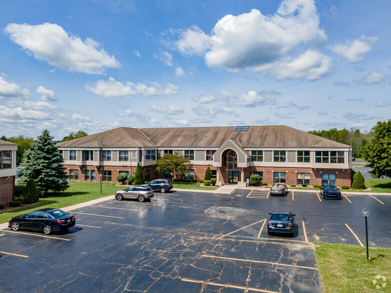 1017 W Glen Oaks Ln, Mequon, WI en alquiler - Foto del edificio - Imagen 3 de 6