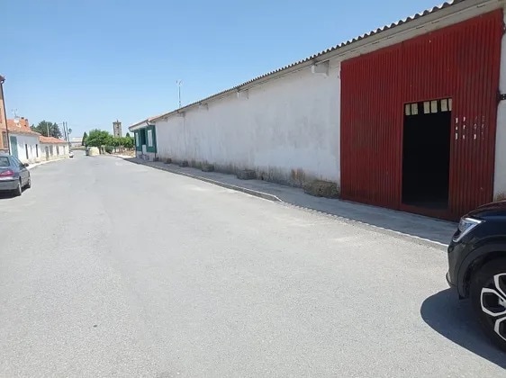 Nave en San Pedro del Arroyo, Ávila en venta - Foto principal - Imagen 1 de 2