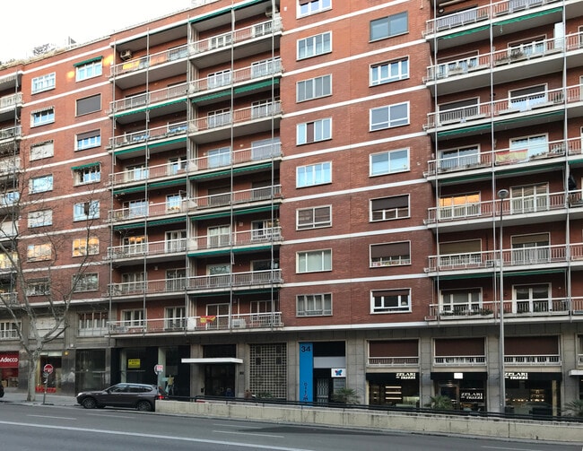 Más detalles de Paseo de San Francisco de Sales, 34, Madrid - Local en alquiler