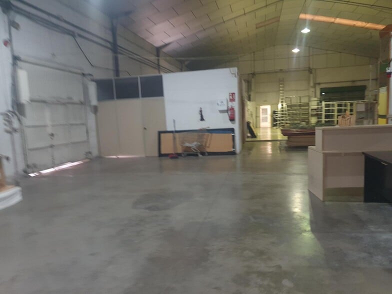 Calle de la Red Siete, Alcala de Guadaira, Polígon, SEVILLA, Sevilla en alquiler - Foto del edificio - Imagen 2 de 10