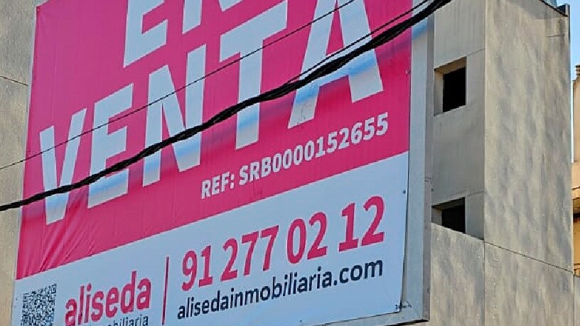 Nave en Torredonjimeno, Jaén en venta - Foto del edificio - Imagen 2 de 2