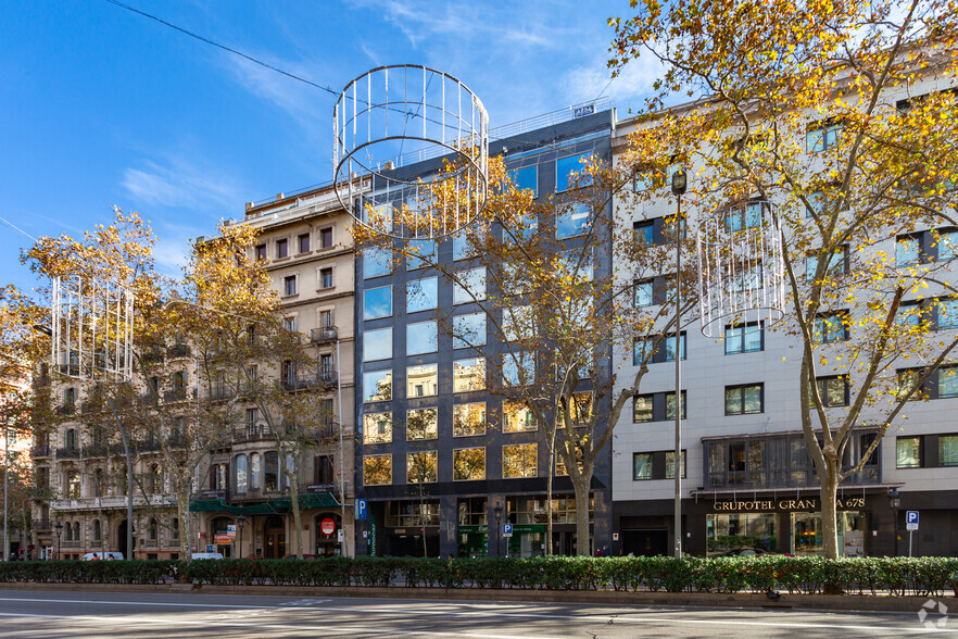 Gran Vía De Les Corts Catalanes, 680, Barcelona, Barcelona en alquiler - Foto del edificio - Imagen 3 de 4