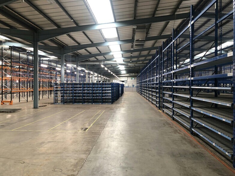 1 Cavalry Hl, Weedon en alquiler - Foto del edificio - Imagen 2 de 4