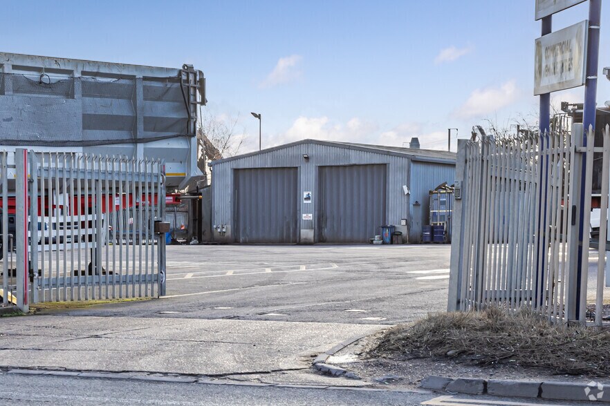 Oliver Clos, Grays en alquiler - Foto del edificio - Imagen 2 de 3