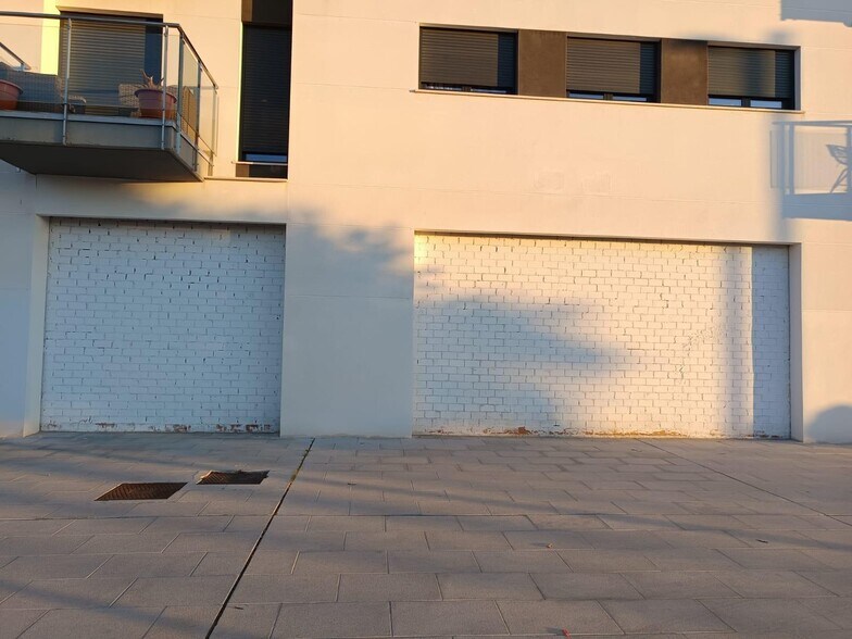 Local en Córdoba en alquiler - Foto del edificio - Imagen 2 de 14