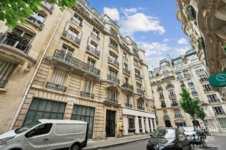 Más detalles de 2 Rue Des Colonels Renard, Paris - Oficina en venta