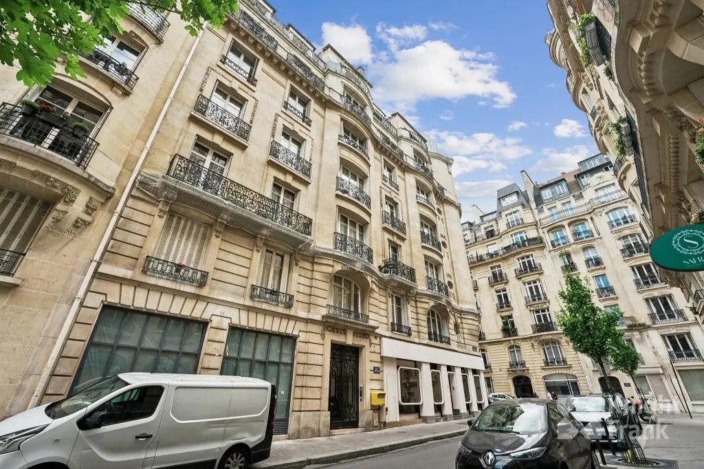 2 Rue Des Colonels Renard, Paris en venta Foto del edificio- Imagen 1 de 10