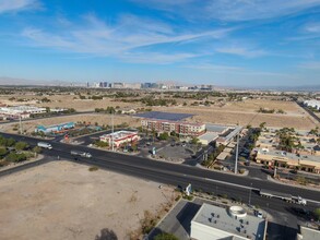 Patrick Lane and Santa Margarita Street, Las Vegas, NV - VISTA AÉREA  vista de mapa - Image1