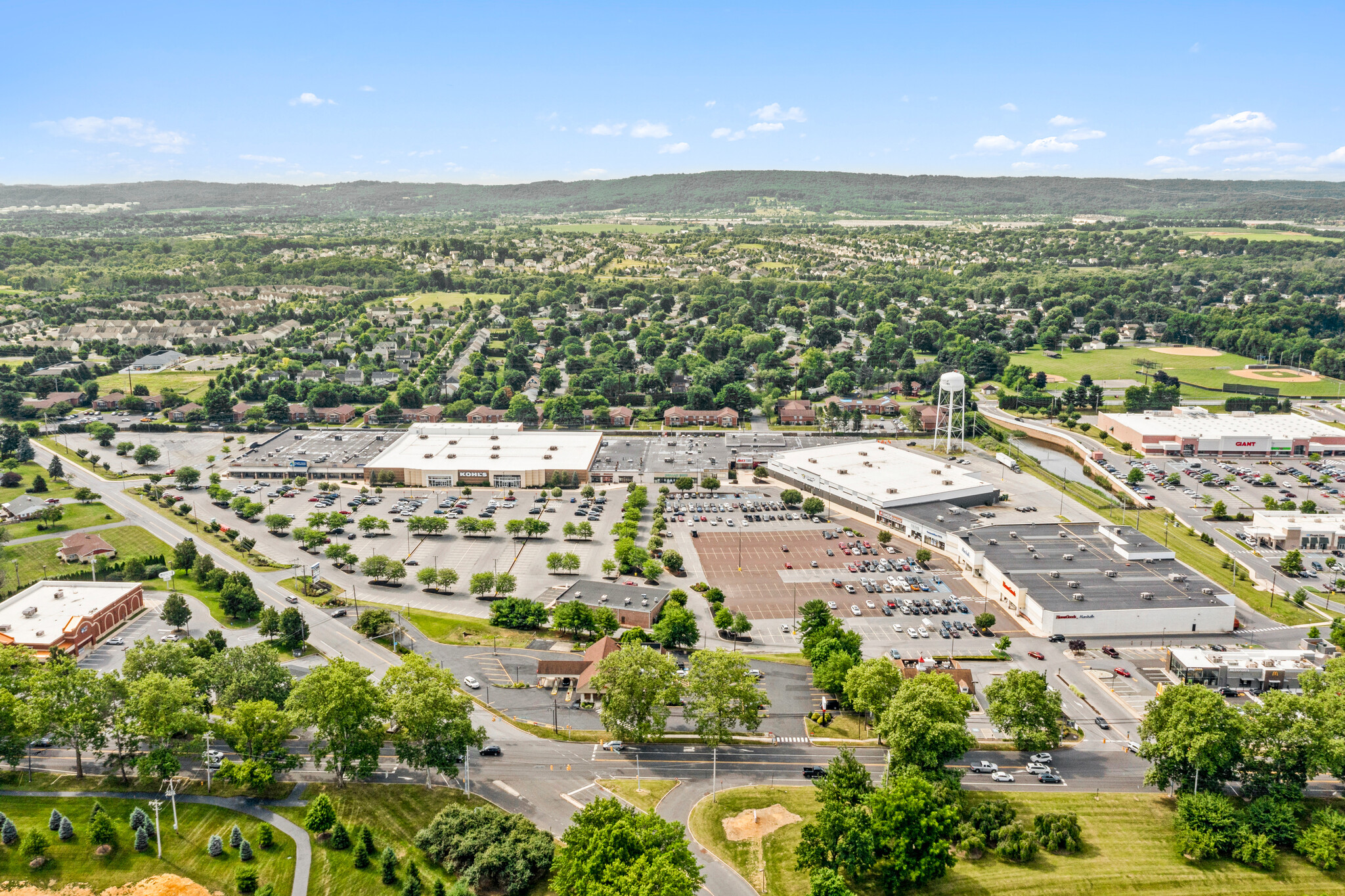 6900 Hamilton Blvd, Trexlertown, PA en alquiler Foto del edificio- Imagen 1 de 52