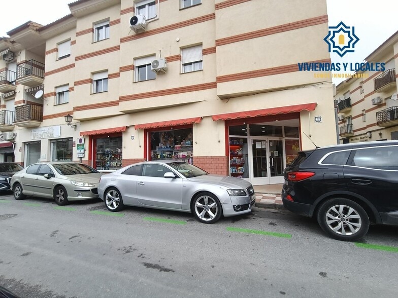 Local en Cúllar Vega, Granada en alquiler - Foto del edificio - Imagen 2 de 19