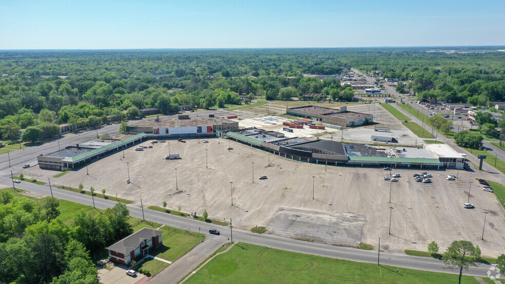 500 E Patton Ave, Montgomery, AL en alquiler - Foto del edificio - Imagen 1 de 10