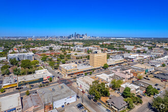 351 W Jefferson Blvd, Dallas, TX - vista aérea  vista de mapa