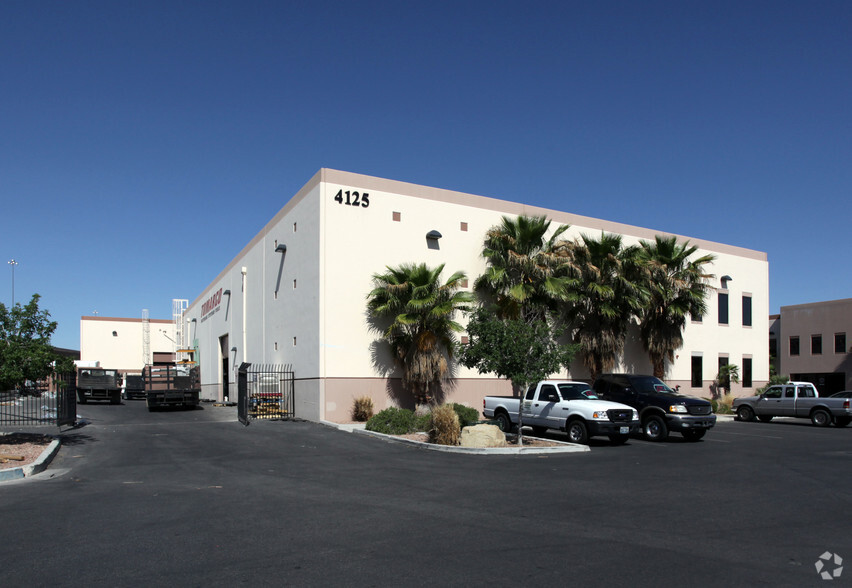 4125 Wagon Trail Ave, Las Vegas, NV en venta - Foto del edificio - Imagen 3 de 3