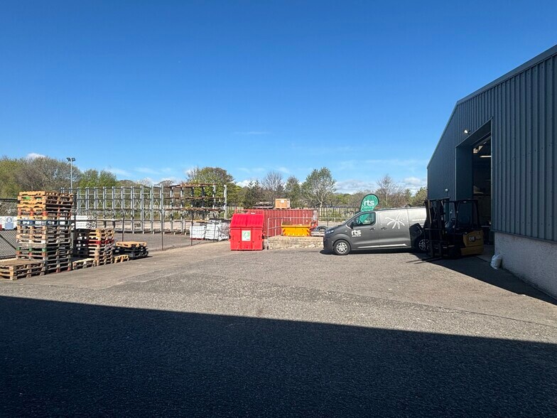 Unit 2 Woodside Rd, Aberdeen en alquiler - Foto del edificio - Imagen 3 de 13