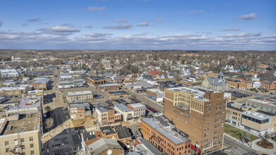 130 Erie St S, Massillon, OH - VISTA AÉREA  vista de mapa - Image1