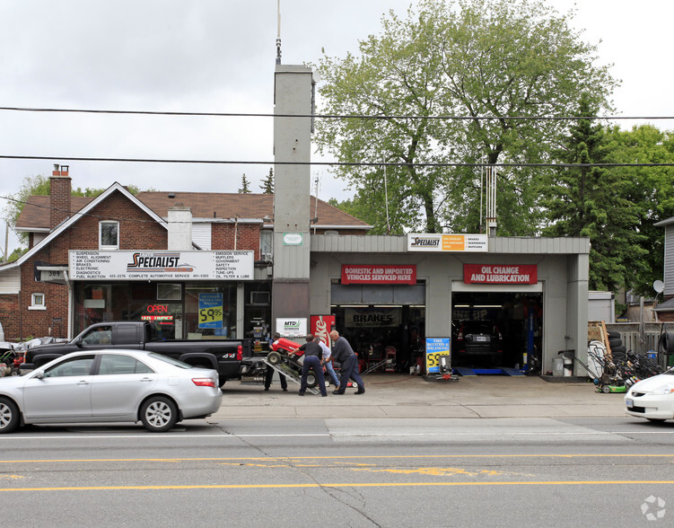 364 O'connor Dr, Toronto, ON en alquiler - Foto del edificio - Imagen 2 de 2