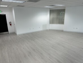 10305 NW 41st St, Doral, FL en alquiler Foto del interior- Imagen 2 de 6