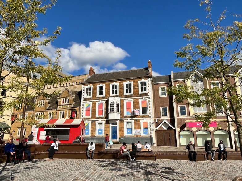 32 Market Sq, Northampton en alquiler - Foto del edificio - Imagen 2 de 5