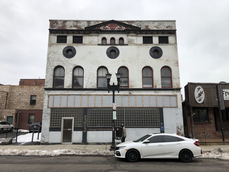 138 Allen St, Buffalo, NY en alquiler - Foto del edificio - Imagen 2 de 4