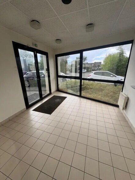 Local en Angers en alquiler - Vestíbulo - Imagen 2 de 6
