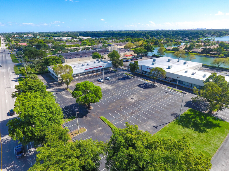 5060-5092 Coconut Creek Pky, Margate, FL en alquiler - Foto del edificio - Imagen 2 de 8