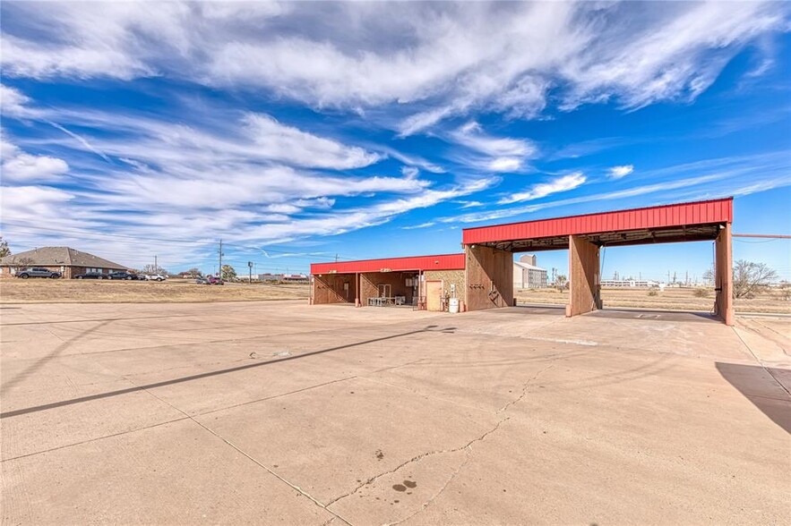 120 Sooner rd, Elk City, OK en venta - Foto del edificio - Imagen 3 de 7