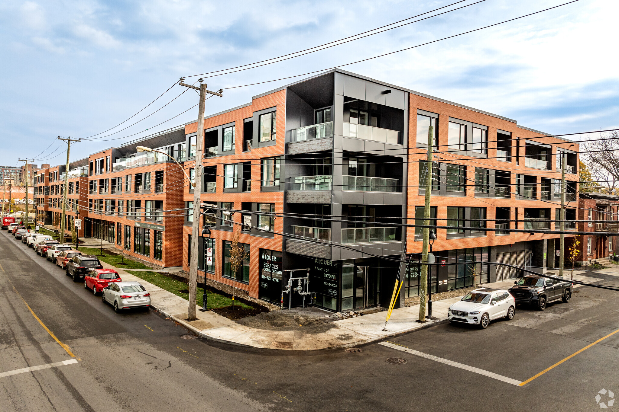 2350 Rue Saint-Patrick, Montréal, QC en alquiler Foto del edificio- Imagen 1 de 29