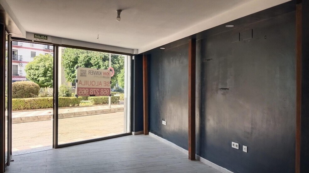 Calle León Felipe, 20, Albolote, Granada en alquiler - Foto del edificio - Imagen 2 de 17