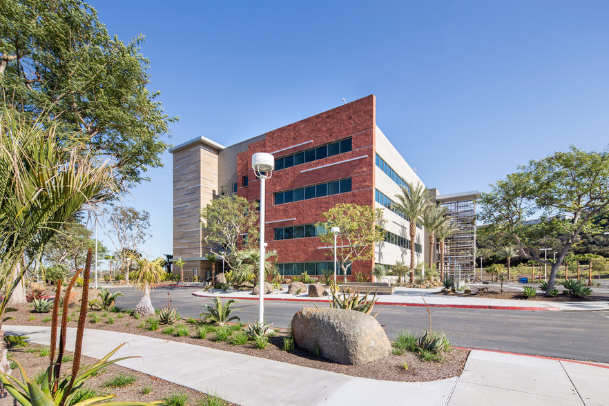 10641 Scripps Summit Ct, San Diego, CA en alquiler - Foto del edificio - Imagen 1 de 22